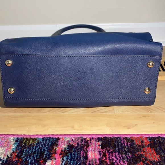 Navy Michael Kors Hamilton bag - Picture 7 of 8